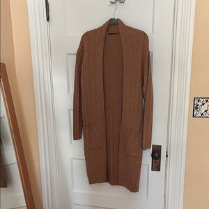 Tahari Light Brown Cable Knit Long Cardigan. Size SP. Long sl…